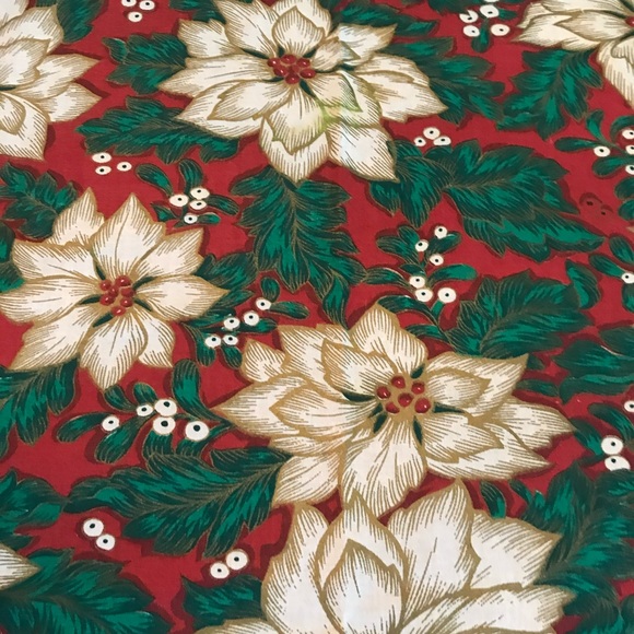 Poinsettia tablecloth 60”x84” scotch guarded - Picture 2 of 2
